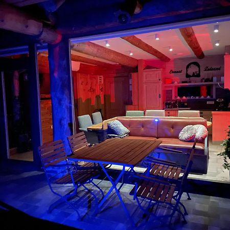 Holiday Home Ernest Zelezni With Hot Tub Ivancna Gorica Exterior photo