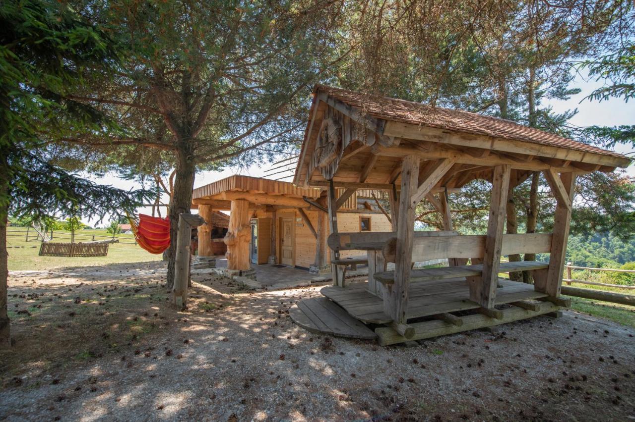 Holiday Home Ernest Zelezni With Hot Tub Ivancna Gorica Exterior photo